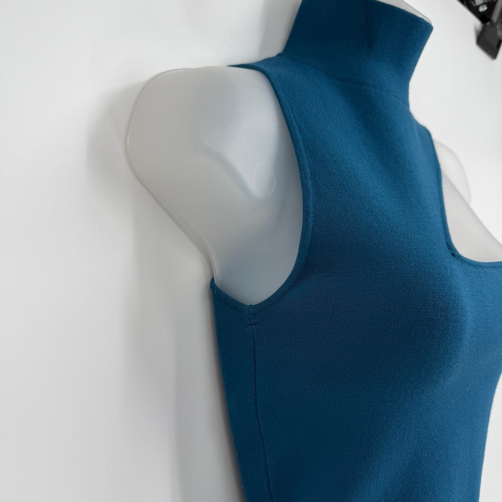 Alice + Olivia Kiki Blue-green mock neck Cutout Tank  Size Small Sleeveless - Picture 6 of 9